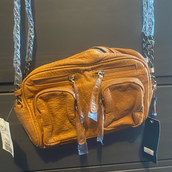 Purse - Picture 2 of 6